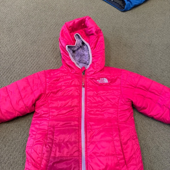 Used North Face Girls Puffy Thin Reversible Coat 4T - Picture 1 of 2